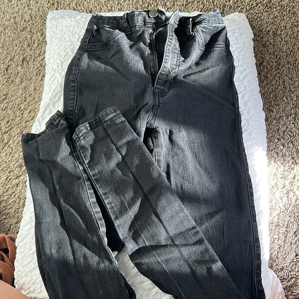 Fashion Nova skinny jeans